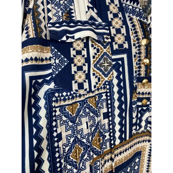 SOLD💙Cocomo Top Women Size Large Blue White Geometric Blouse Stretch 3/4 Sleeves - Picture 14 of 16